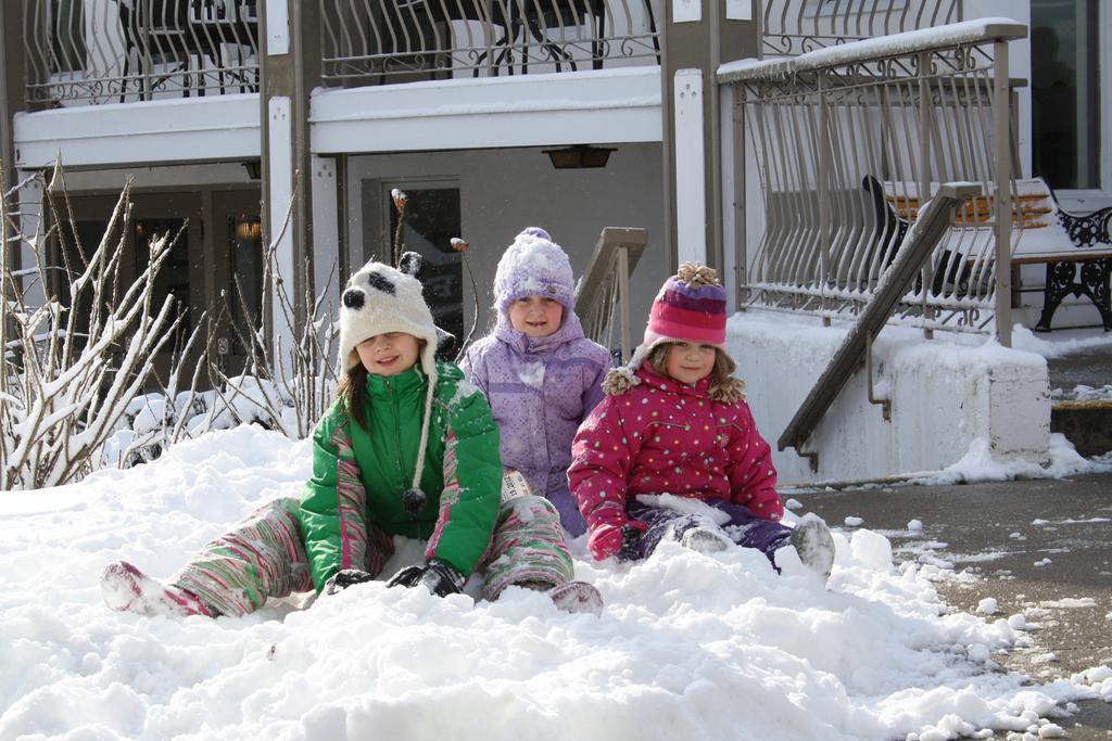 Fern Resort Orillia Exterior photo