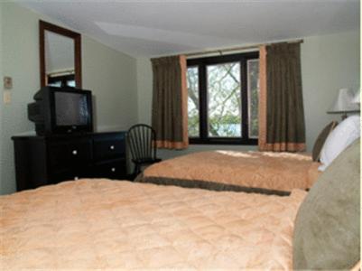 Fern Resort Orillia Exterior photo